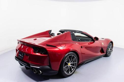 2023 Ferrari 812 GTS
