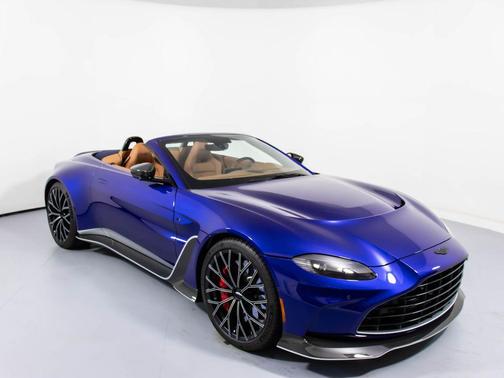 Ion Blue 2023 Aston Martin Vantage V12 Roadster