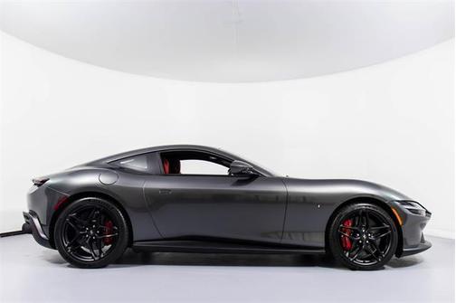 2024 Ferrari Roma Base