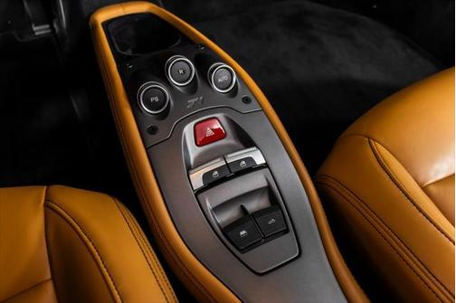 2015 Ferrari 458 Spider Base