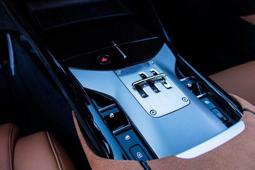 2024 Ferrari Purosangue Base