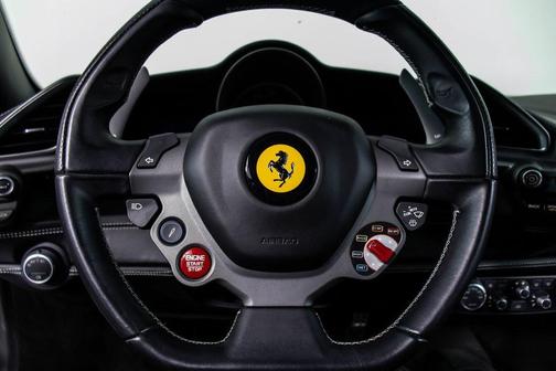 2016 Ferrari 488 GTB Base