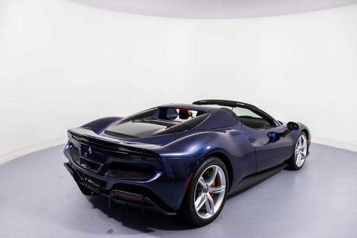 2025 Ferrari 296 GTS Base