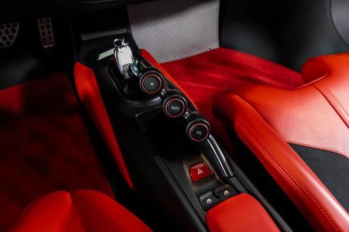 2020 Ferrari 488 Pista Base