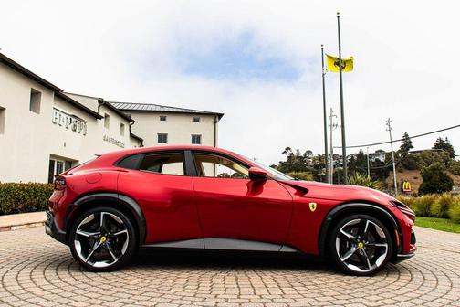 2024 Ferrari Purosangue 