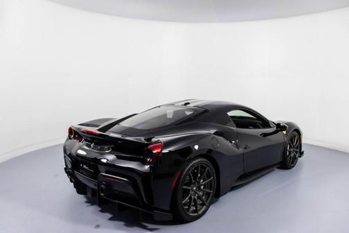 2019 Ferrari 488 Pista Base