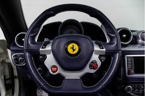 2016 Ferrari California T