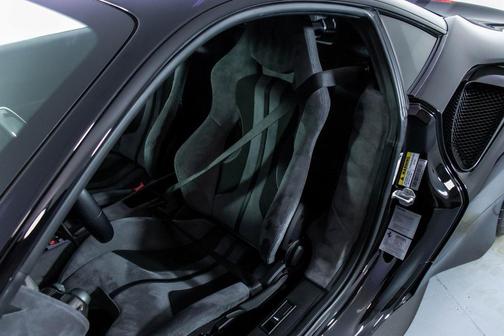 2020 Ferrari 488 Pista Base