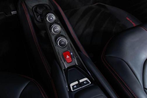 2022 Ferrari F8 Spider Base