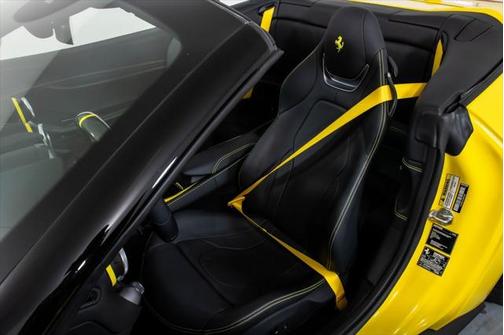 2023 Ferrari Portofino M Base