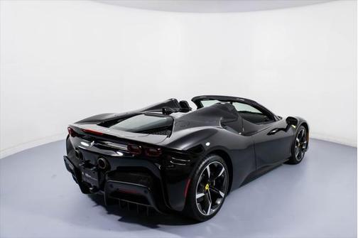 2023 Ferrari SF90 Spider Base