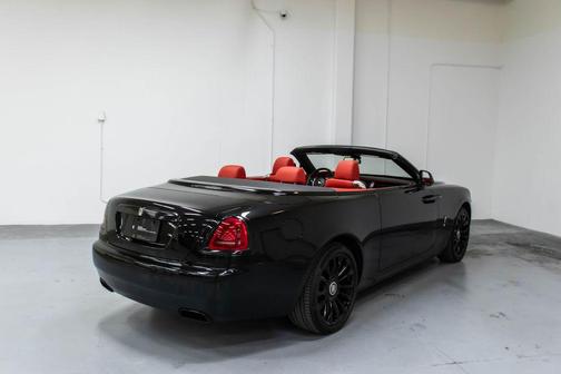 Black 2020 Rolls-Royce Dawn