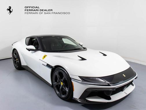 Bianco Cervino 2025 Ferrari 12Cilindri Base