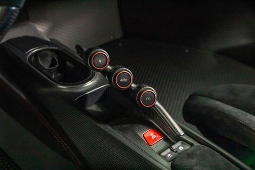 2020 Ferrari 488 Pista Base