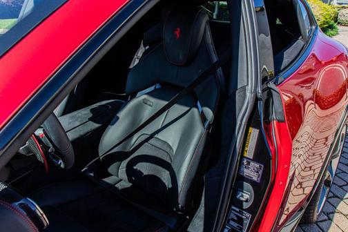 Rosso Portofino 2024 Ferrari Purosangue Base