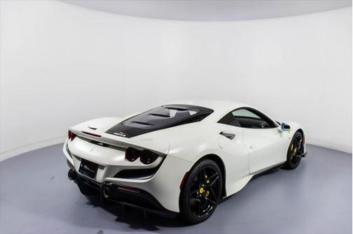 2020 Ferrari F8 Tributo Base