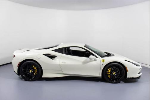 2020 Ferrari F8 Tributo Base