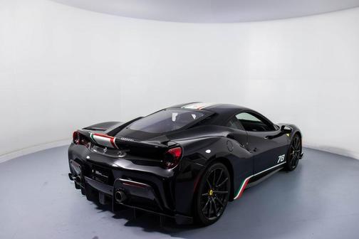 2020 Ferrari 488 Pista Base