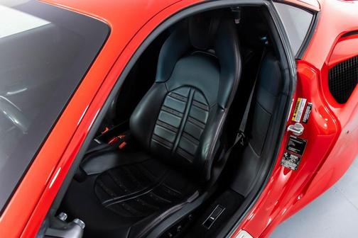 2022 Ferrari F8 Tributo Base