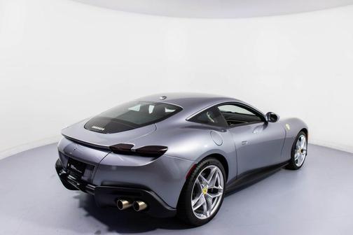2024 Ferrari Roma Base
