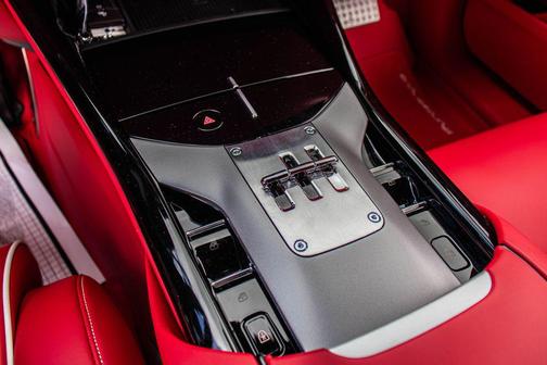 Nero Daytona 2024 Ferrari Purosangue Base