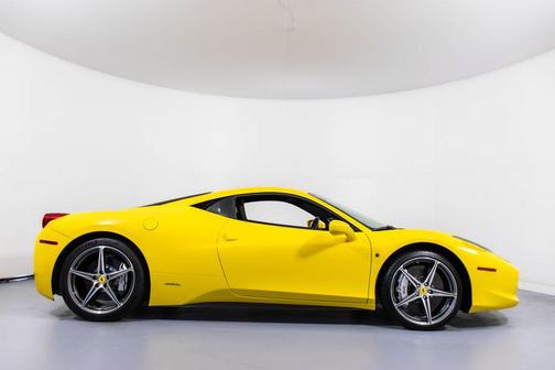 2012 Ferrari 458 Italia Base