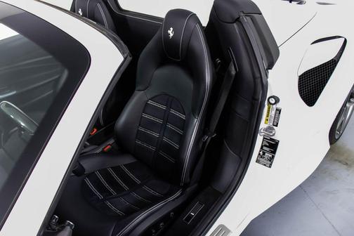 Bianco Cervino 2022 Ferrari F8 Spider