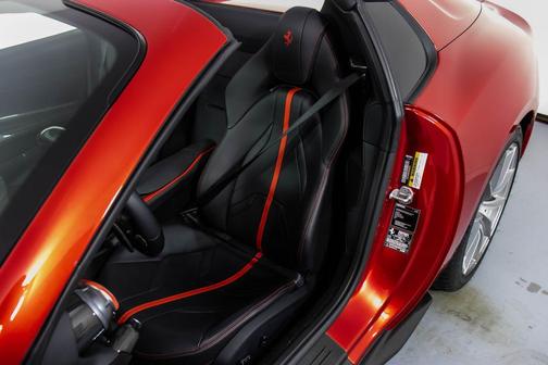 Rosso Magma 2022 Ferrari 812 GTS Base