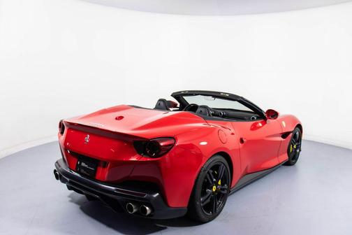 Rosso Corsa 2019 Ferrari Portofino Base
