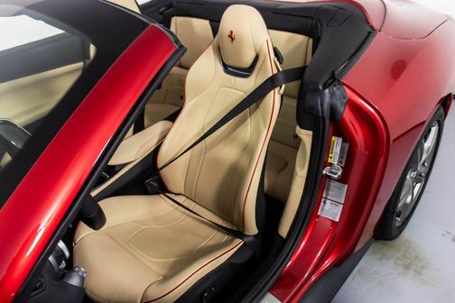 2019 Ferrari Portofino Base