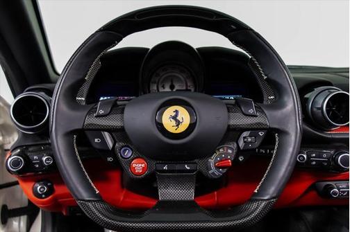2022 Ferrari 812 GTS Base