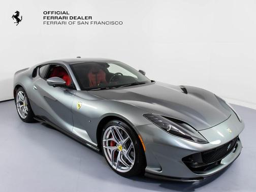 2020 Ferrari 812 Superfast Base