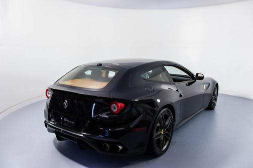 2013 Ferrari FF Base