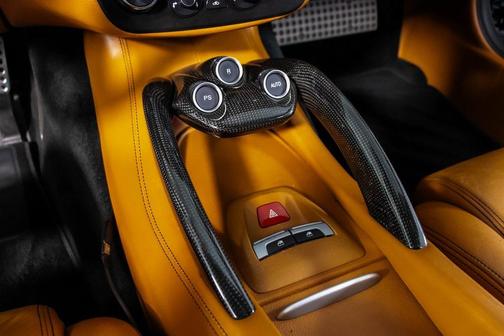 2013 Ferrari FF Base