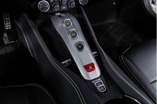2016 Ferrari California T
