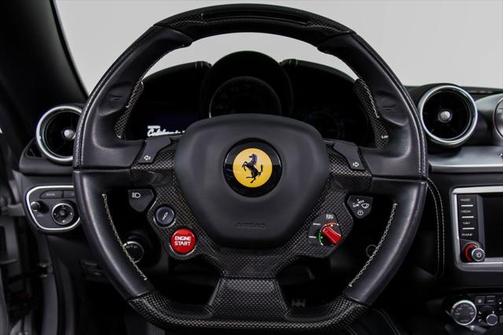 2016 Ferrari California T