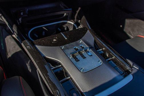 2025 Ferrari Purosangue Base