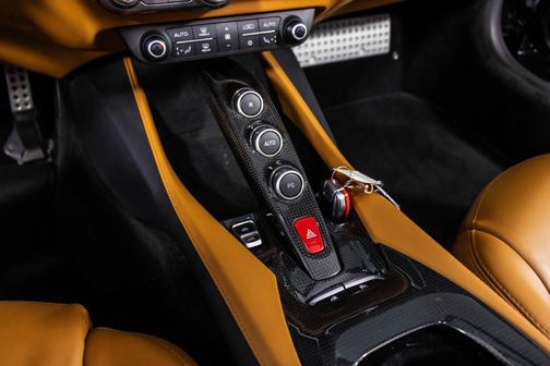 Nero Daytona 2019 Ferrari Portofino Base