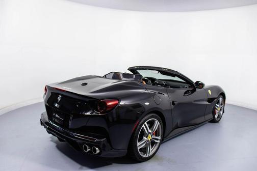 Nero Daytona 2019 Ferrari Portofino Base