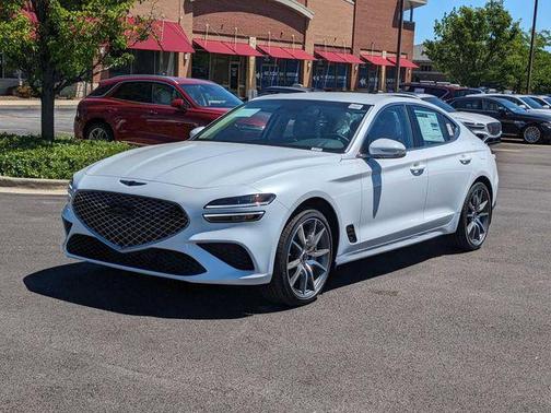 Uyuni White 2025 Genesis G70 2.5T AWD
