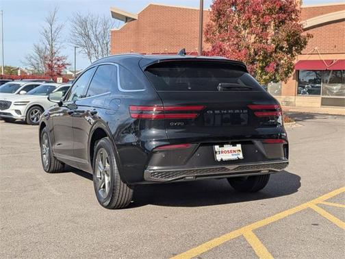 2026 Genesis GV70 2.5T