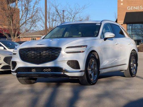 Alta White 2026 Genesis GV70 2.5T