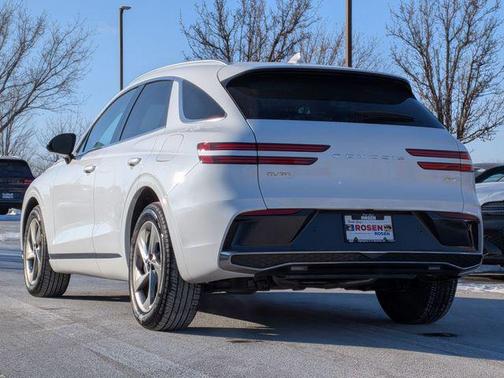 2026 Genesis GV70 2.5T