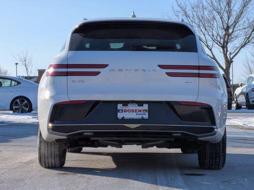 2026 Genesis GV70 2.5T