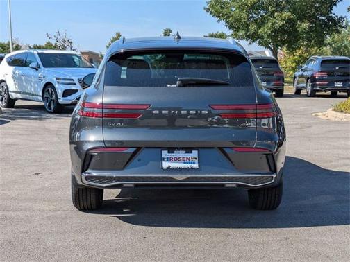 2026 Genesis GV70 2.5T