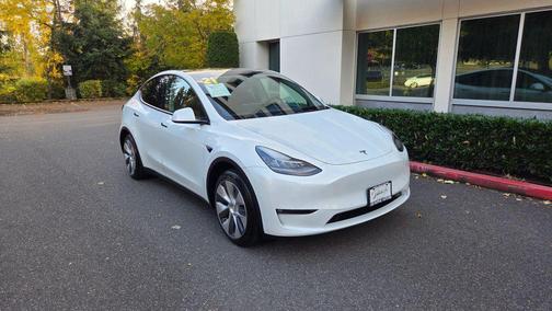 2021 Tesla Model Y Standard Range Rear-Wheel Drive