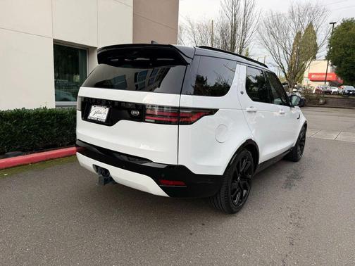 2021 Land Rover Discovery P300 S R-Dynamic