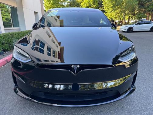 2022 Tesla Model X Dual Motor All-Wheel Drive