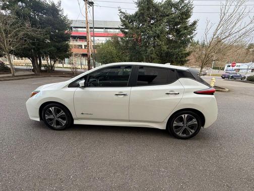 2018 Nissan Leaf SV