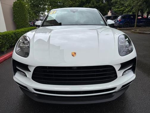 2021 Porsche Macan Base